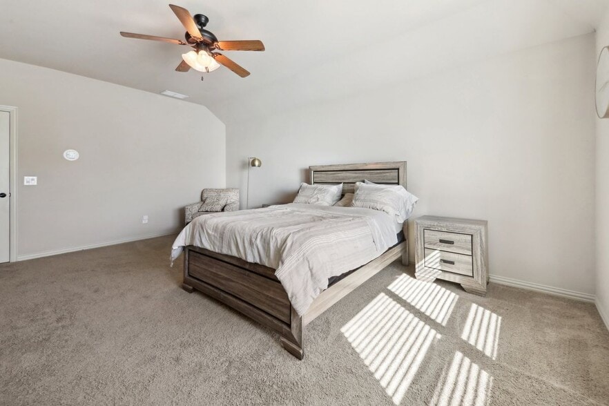 Building Photo - 875 Merino Drive