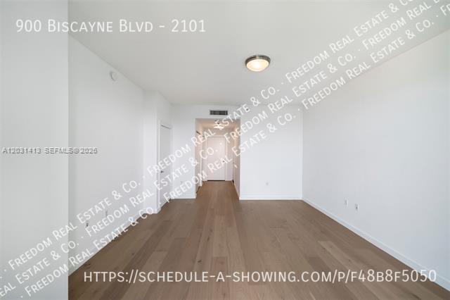 Building Photo - 900 Biscayne Blvd