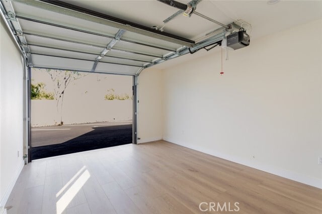 Building Photo - 10421 Pinyon Ave