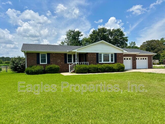 Primary Photo - 657 Saulston Rd