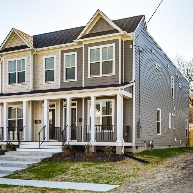 Building Photo - 2224 Perry St