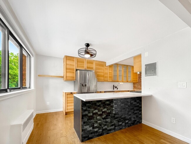 Building Photo - 2725 39th St NW