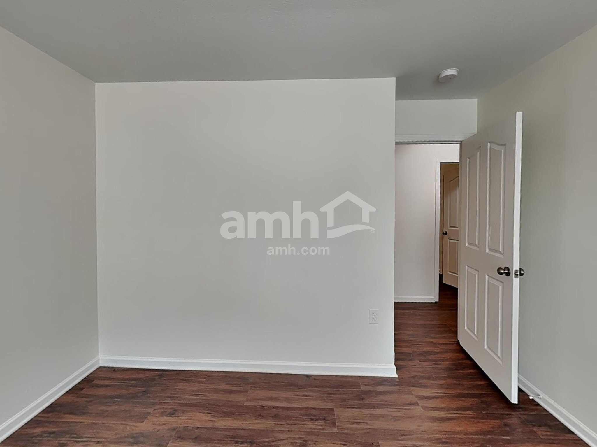 Building Photo - 9624 Eagle Feathers Dr