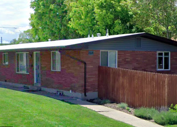 Primary Photo - 664 E Ramona Ave
