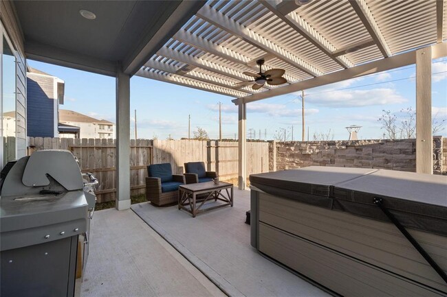 Building Photo - 614 Sandy Bay Ln