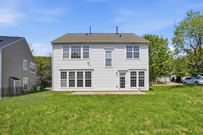 Building Photo - WAKEFIELD HOME WITH 4 BEDROOMS- GREAT HOME!