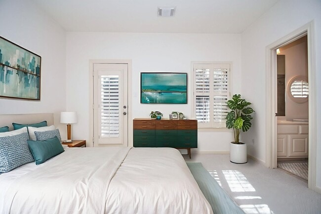 Building Photo - 3326 Memorial Crest Blvd