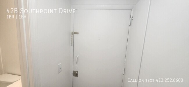 Building Photo - 42B Southpoint Drive-