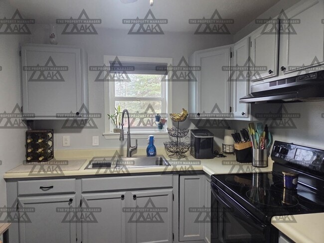 Building Photo - Beautiful Moose Creek Residence | 2 Beds, 1 Bath, Garage, and Heat Included