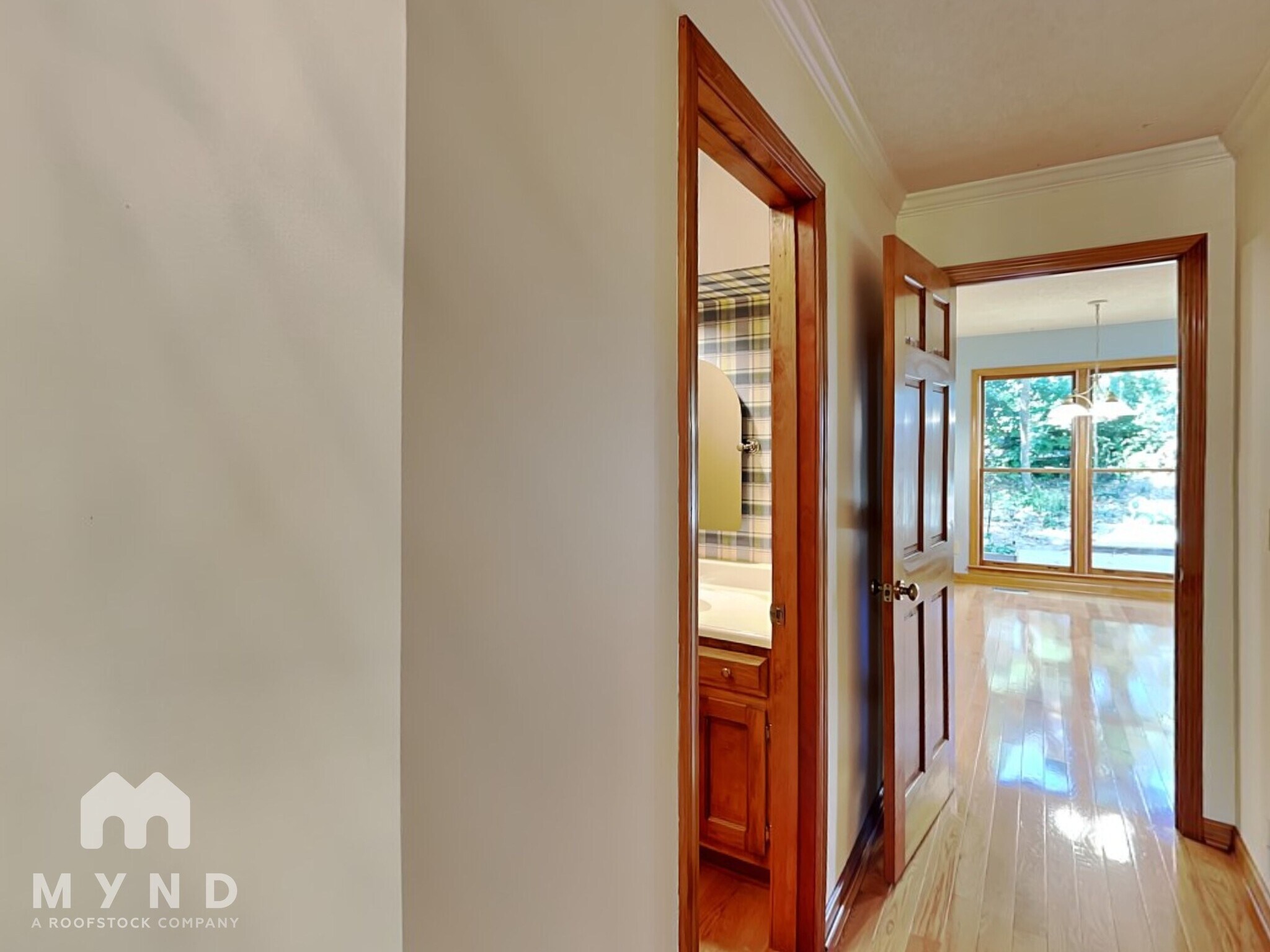 Building Photo - 3747 Running Fox Dr