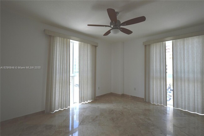 Building Photo - 7275 SW 89th St