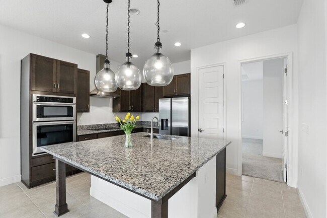 Building Photo - 9820 Bucklow Hill Dr