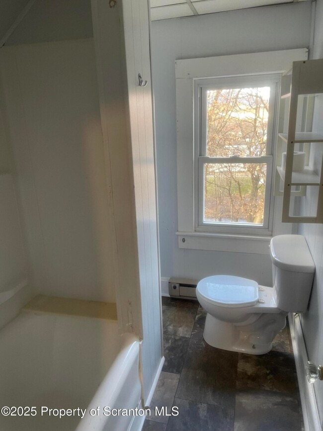 Building Photo - 2301 Boulevard Ave