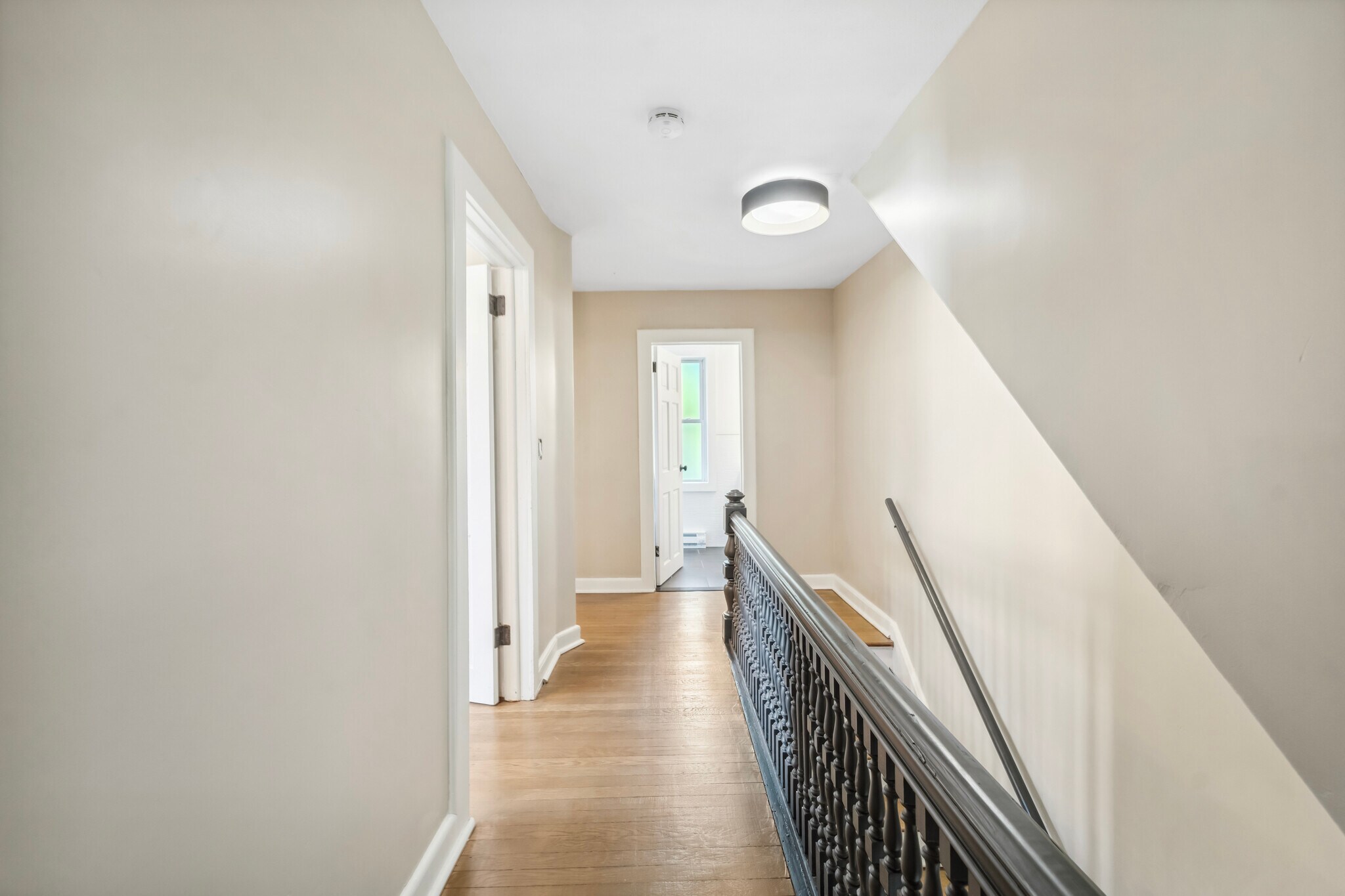 Building Photo - 95 Leroy St