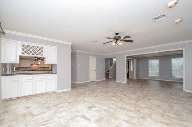Building Photo - 24706 Mather Dr