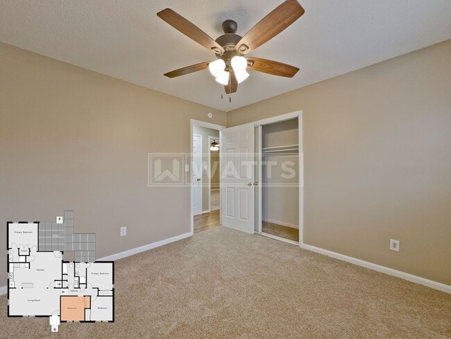 Building Photo - Great 4 Bedroom Split-Level Home in Heart of Hoover