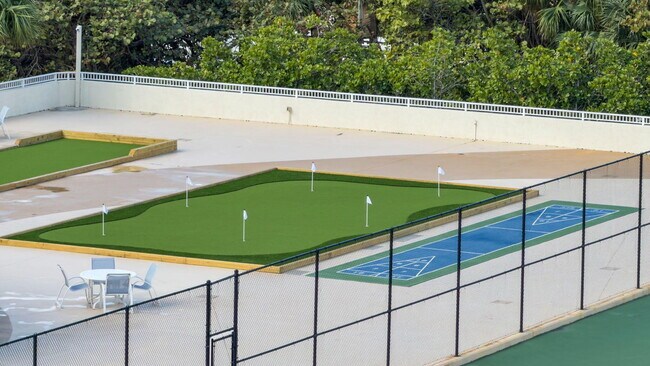 Building Photo - 3000 N Ocean Dr
