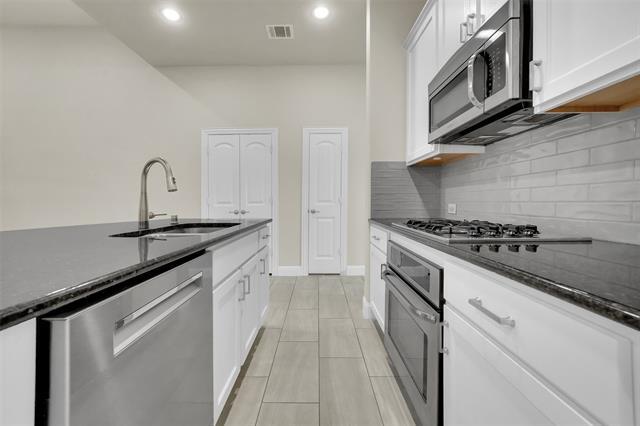 Building Photo - 5805 Zinnia Dr