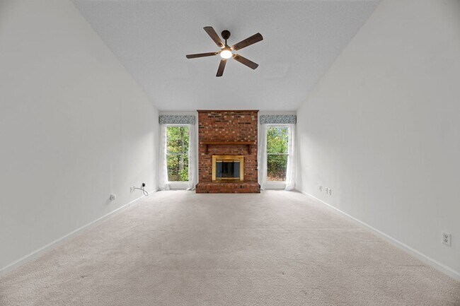 Building Photo - Gated Community + Marina Access  ? Live Where Others Vacation!!