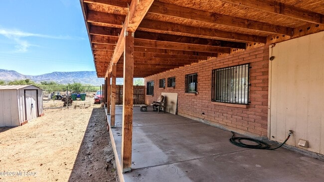 Building Photo - 3853 E Mainyard Pl