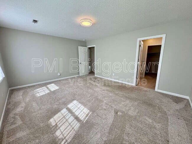 Building Photo - 11814 SW Dickinson Ct