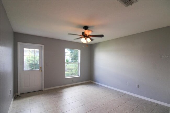 Building Photo - 7157 SW 113th Loop