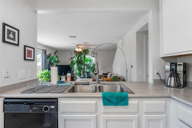 Building Photo - 4609 Mellow Hollow Dr