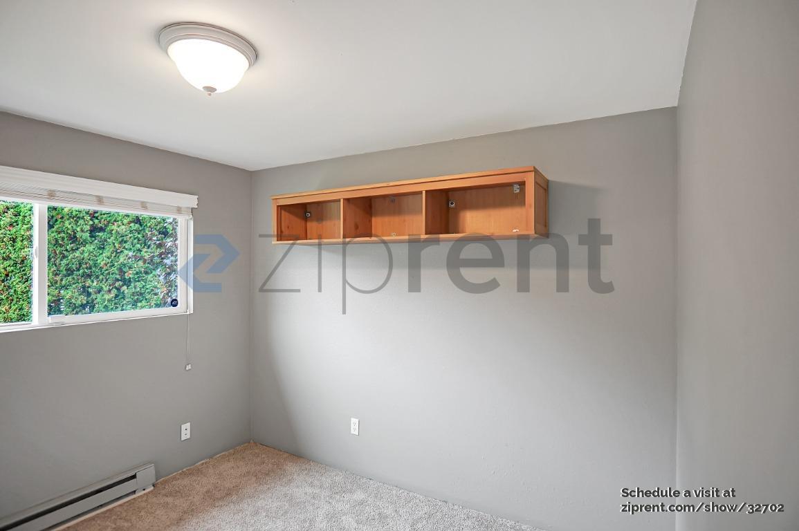 Building Photo - 5528 180th St SW