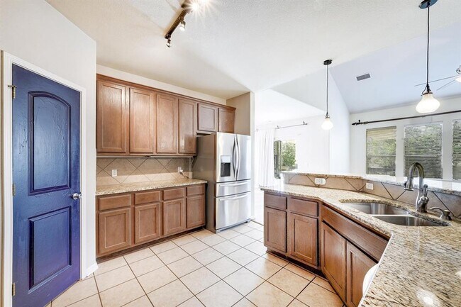 Building Photo - 211 Manchester Ln