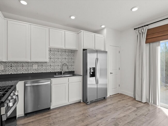 Building Photo - The Magnolia - 3 Bedroom plus loft, 2.5 Ba...