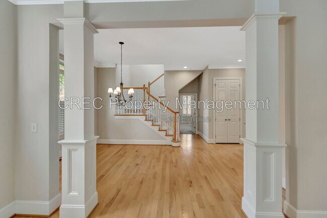 Building Photo - 1705 Doldridge St