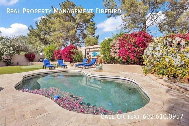 Building Photo - 4921 S Vista Pl