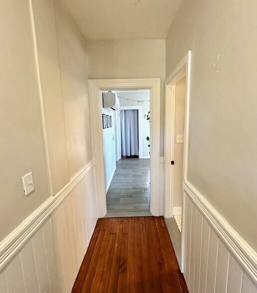 Building Photo - 20 Tenth Street, 3