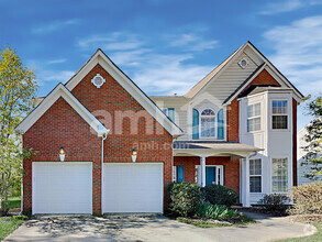 Building Photo - 11339 Fox Hill Dr