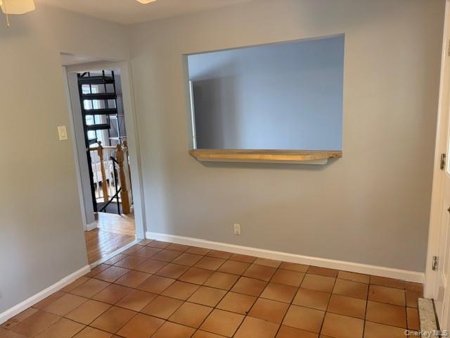 Building Photo - 522 Main St