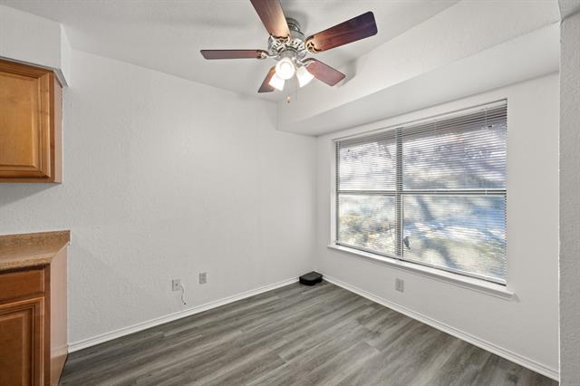 Building Photo - 7509 Echo Hill Dr