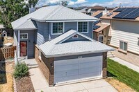 Building Photo - 8847 Cloverleaf Cir