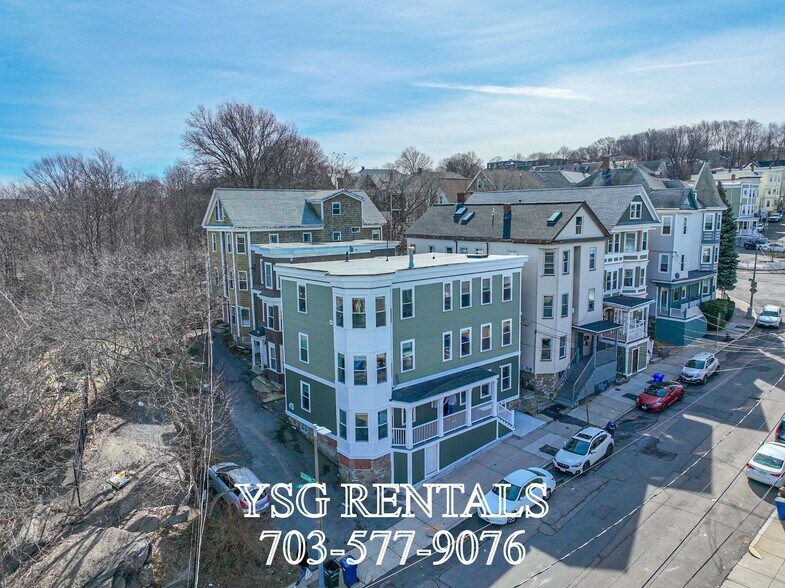 Building Photo - 34 Calumet St