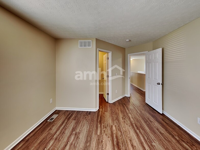 Building Photo - 191 Stonemast Loop