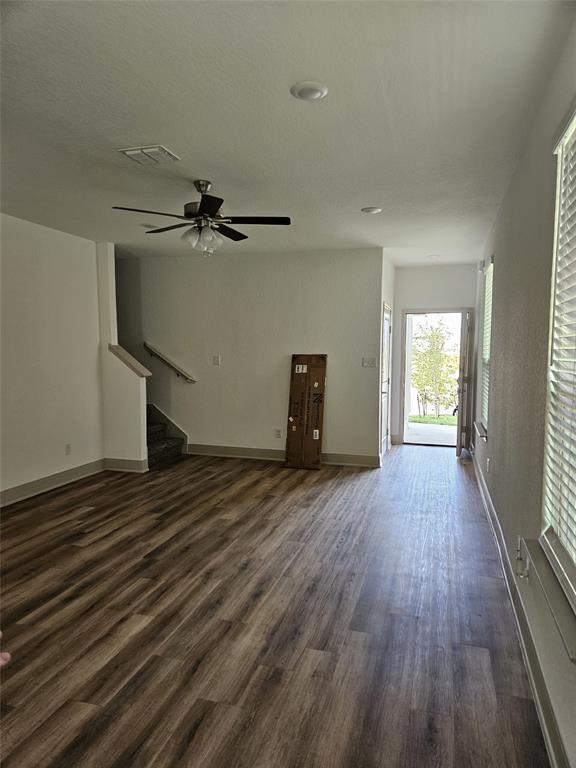 Building Photo - 7516 Magnolia Village