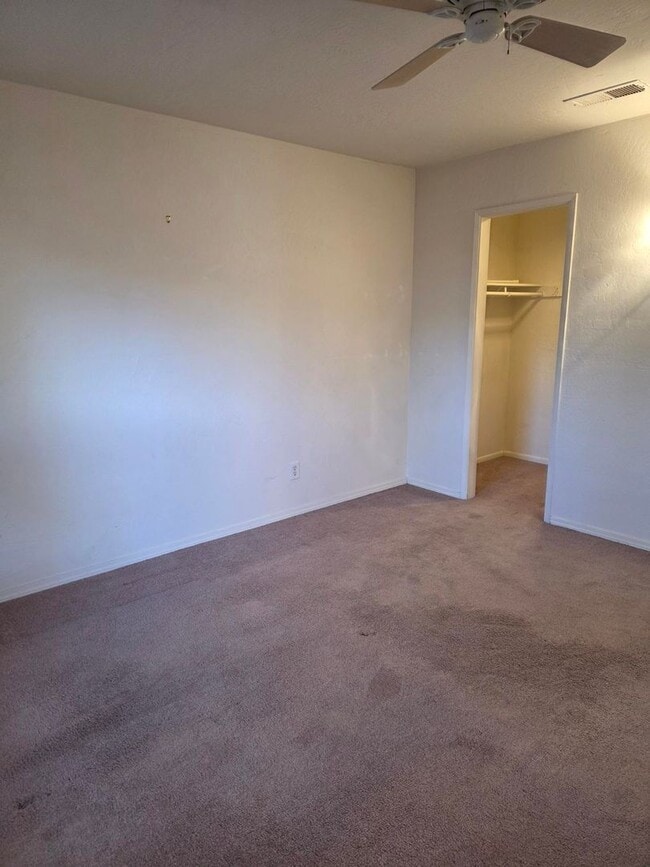 Building Photo - 2 Bedroom / 2 Bath Condo in Bear Valley Springs