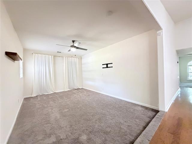 Building Photo - 407 Ivy Way