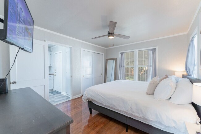 Building Photo - 1538 S 19th St