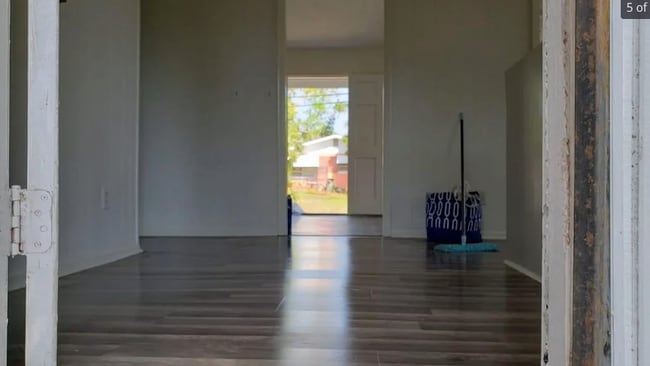 Building Photo - 1221 Palo Alto Ave