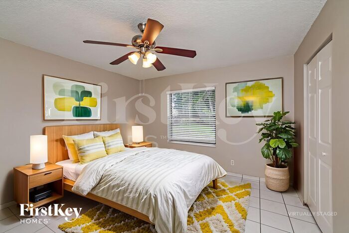 Building Photo - 5168 Edgecliff Ave