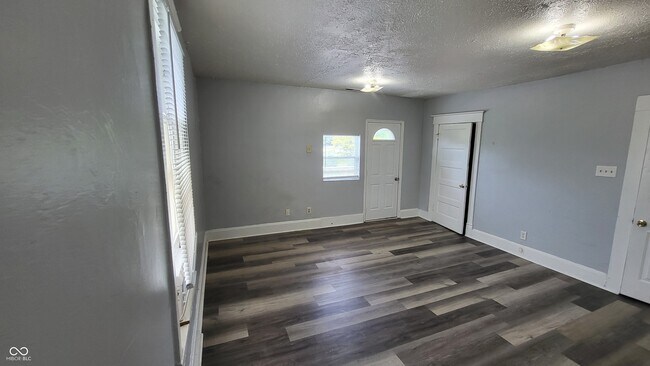 Building Photo - 3617 Brookside Pkwy S Dr