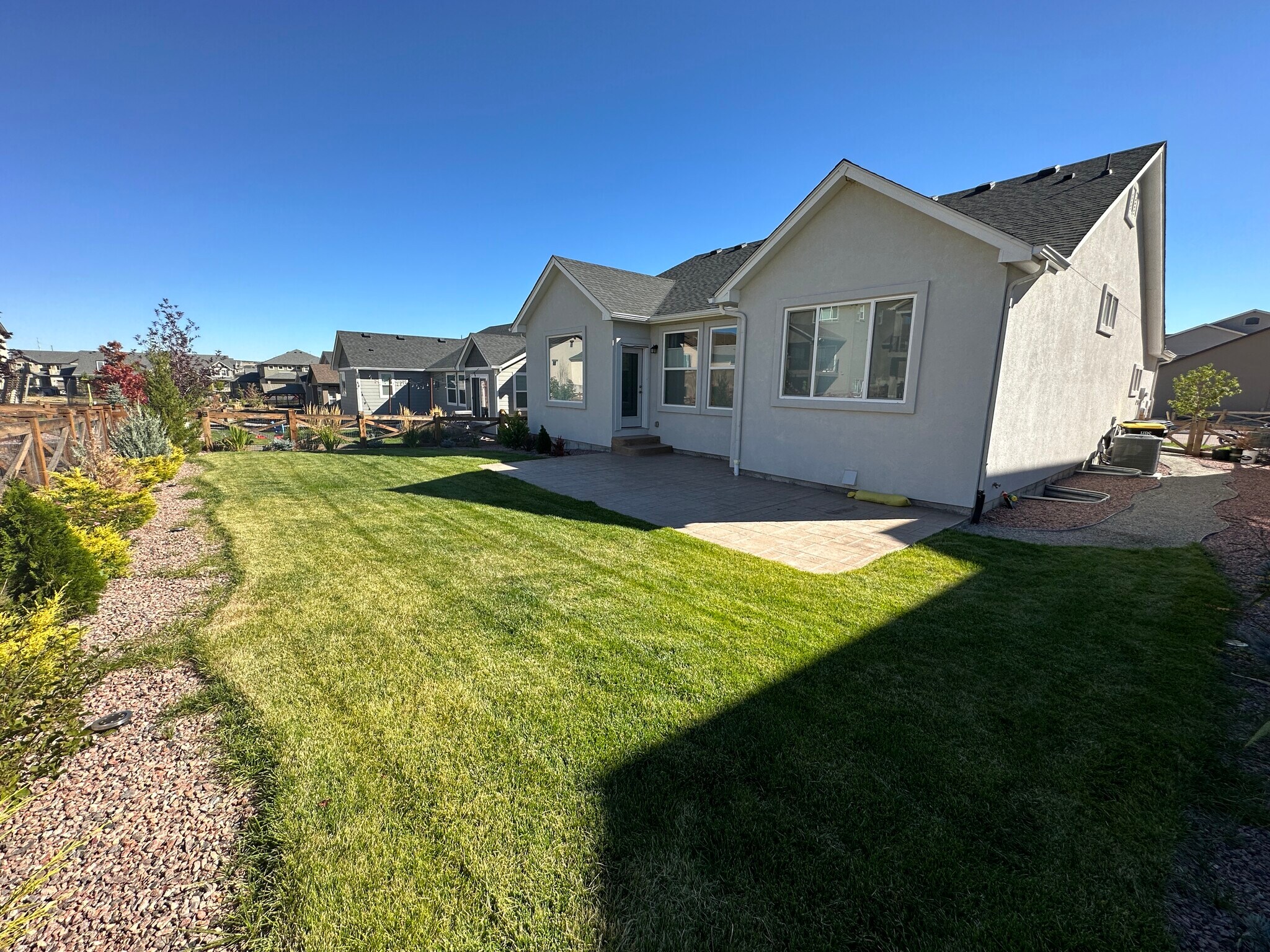 Building Photo - 6737 Sedgerock Ln