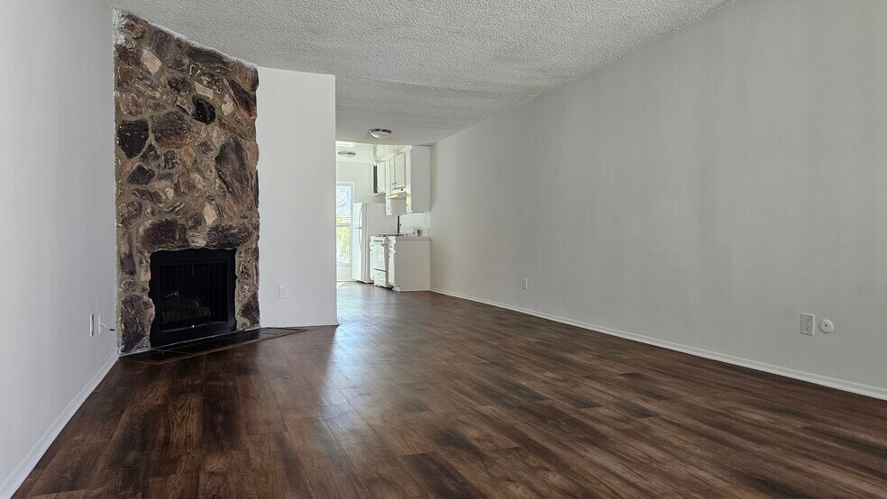 Building Photo - 3838 Keystone Ave