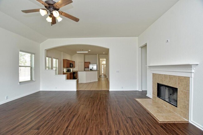 Building Photo - 207 Hoot Owl Ln N