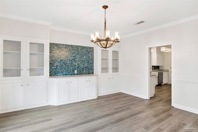 Building Photo - 3347 Chantarene Dr